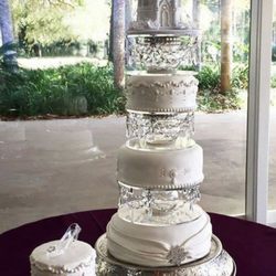 Carey's Cakes