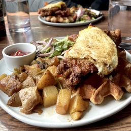 Chicken & Waffles Chicken & Waffles