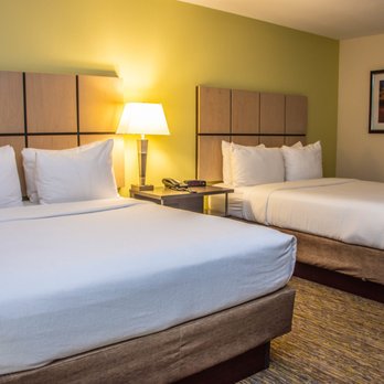 Candlewood Suites - Two Queen beds offer ample rooms for families as they travel for sports in Overland Park! - Hotels Near Me - Overland Park, Kansas Candlewood Suites - Two Queen beds offer ample rooms for families as they travel for sports in Overland Park! - Hotels Near Me - Overland Park, Kansas