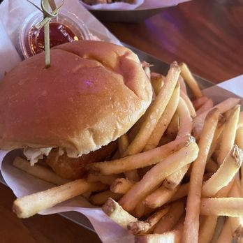 Ola Brew - Fish burger and fries - Breweries Near Me - Kailua-kona, Hawaii Ola Brew - Fish burger and fries - Breweries Near Me - Kailua-kona, Hawaii
