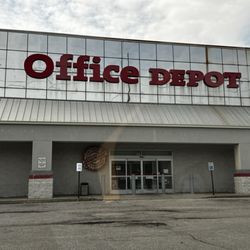 Office Depot - A place DBA Office Depot but not up to standards that the business model I'm sure the company wants followed.