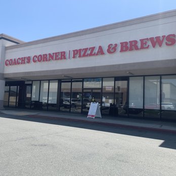 Coach's Corner Pizza & Brew - Outside - Pizza Near Me - Cypress, California