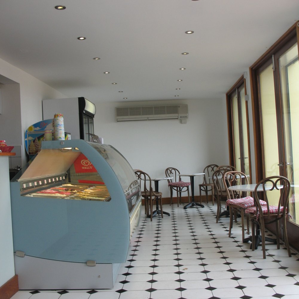 Ripples Cafe - Ripples Cafe, Swansea Bay promenade - Cafes Near Me - Swansea, SWA