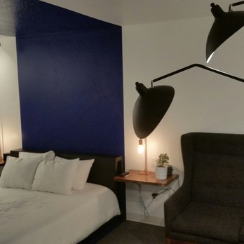 Skyfall Guestrooms - The middle room of 3 - Hotels Near Me - Green River, Utah Skyfall Guestrooms - The middle room of 3 - Hotels Near Me - Green River, Utah