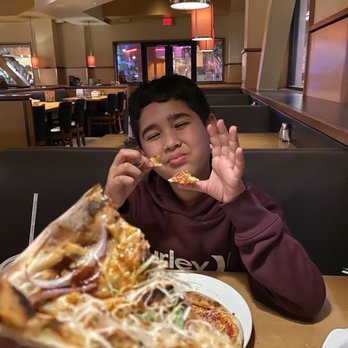 California Pizza Kitchen - Yummy - Pizza Near Me - Temecula, California California Pizza Kitchen - Yummy - Pizza Near Me - Temecula, California