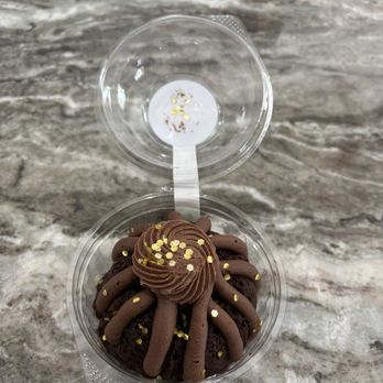 Nothing Bundt Cakes - Dubai chocolate bundtlet - Bakeries Near Me - Naples, Florida
