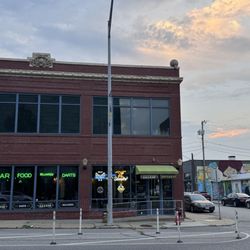 Chartreuse Saloon