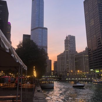 Chicago Riverwalk - Landmarks & Historical Buildings Near Me - Chicago, Illinois Chicago Riverwalk - Landmarks & Historical Buildings Near Me - Chicago, Illinois