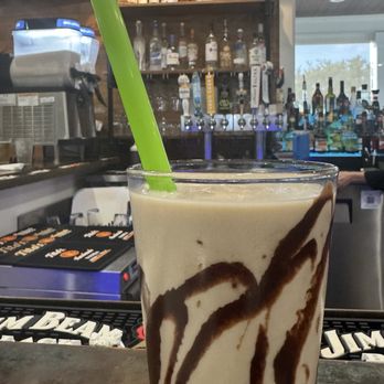 Brady's Steaks and Seafood - Bushwhacker - Seafood Near Me - Pascagoula, Mississippi