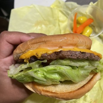 Classic Grill - Cheeseburger - American Near Me - Los Angeles, California Classic Grill - Cheeseburger - American Near Me - Los Angeles, California