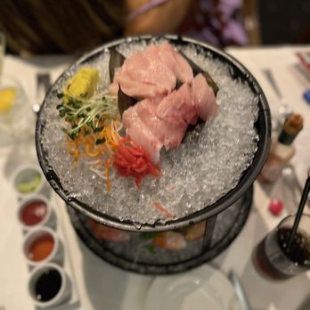 Hy's Steak House - Seafood tower - Steakhouses Near Me - Honolulu, Hawaii