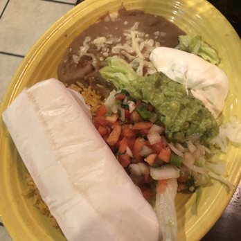 Julia’s Mexican Restaurant - Burrito - Mexican Near Me - Guntersville, Alabama Julia’s Mexican Restaurant - Burrito - Mexican Near Me - Guntersville, Alabama
