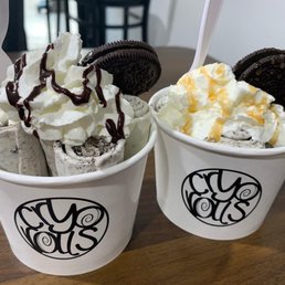 Cookies and Cream with chocolate sauce and Mint Cookies and Cream with caramel sauce