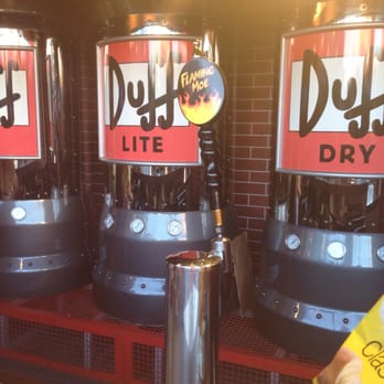 Duff Brewery Beer Garden - Beer Gardens Near Me - Universal City, California