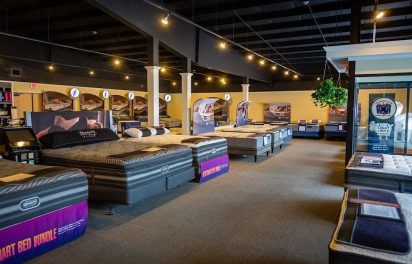 AMERICA’S MATTRESS Updated October 2024 27 Photos 11 Interchange