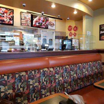 Round Table Pizza - Nice and clean. Service is great - Pizza Near Me - Canyon Country, California Round Table Pizza - Nice and clean. Service is great - Pizza Near Me - Canyon Country, California