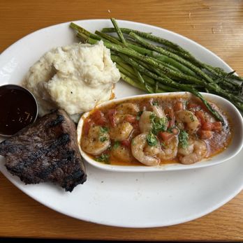 BJ's Restaurant & Brewhouse - Tri Tip & Shrimp Scampi - Breweries Near Me - Warwick, Rhode Island BJ's Restaurant & Brewhouse - Tri Tip & Shrimp Scampi - Breweries Near Me - Warwick, Rhode Island