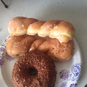 Jon's Donuts - Add a blueberry croissant to this and we paid $4.60 - Donuts Near Me - Torrance, California