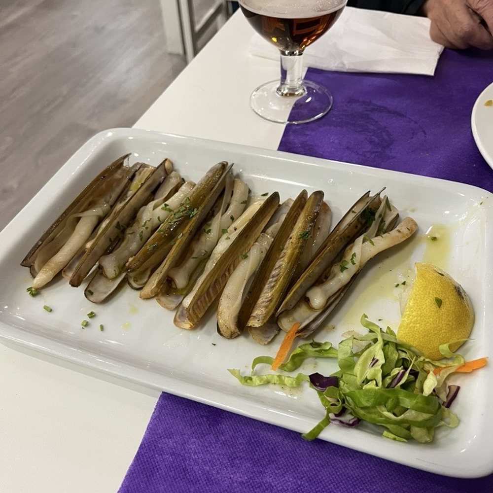 Tapas Areal - Razor clams are sooo good. - Spanish Near Me - Vigo, PO