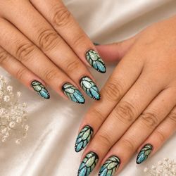 Nail Isle