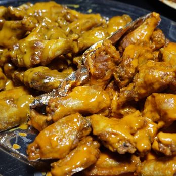 Piper Inn - Buffalo and GOAT wings - Bars Near Me - Denver, Colorado Piper Inn - Buffalo and GOAT wings - Bars Near Me - Denver, Colorado