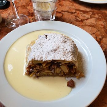 Café Einstein Stammhaus - Cafes Near Me - Berlin, BE Café Einstein Stammhaus - Cafes Near Me - Berlin, BE