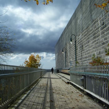 Vieux-Quebec - Old Quebec - Lots of cool places to walk - Landmarks & Historical Buildings Near Me - Quebec City, Quebec Vieux-Quebec - Old Quebec - Lots of cool places to walk - Landmarks & Historical Buildings Near Me - Quebec City, Quebec