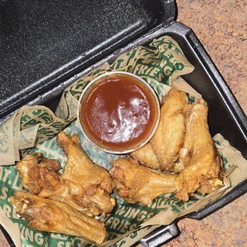 Wingstop - 10 piece bone in wings with mango habanero on the side - Chicken Wings Near Me - Hamden, Connecticut