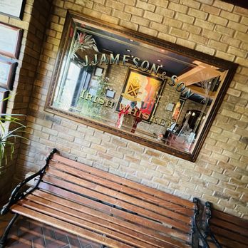 Houlihan's - Me! - Bars Near Me - Ramsey, New Jersey Houlihan's - Me! - Bars Near Me - Ramsey, New Jersey