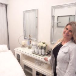 Beauty Designer - Veronica is available by Appointment in Miami, Ft. Lauderdale & Boca Raton.