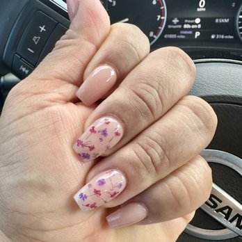 Ivy Springs Nails - Nail Salons Near Me - Flowery Branch, Georgia