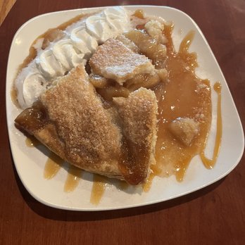 Marcus Grill - Apple pie () - Polish Near Me - Shelby Township, Michigan Marcus Grill - Apple pie () - Polish Near Me - Shelby Township, Michigan