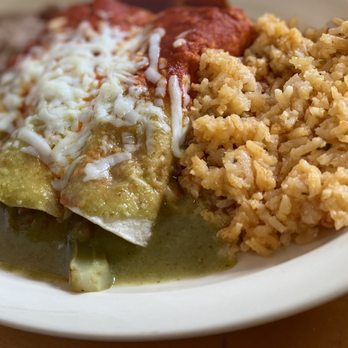 El Pitayo Mexican Kitchen - Enchiladas El Bajio - Mexican Near Me - Jarrell, Texas