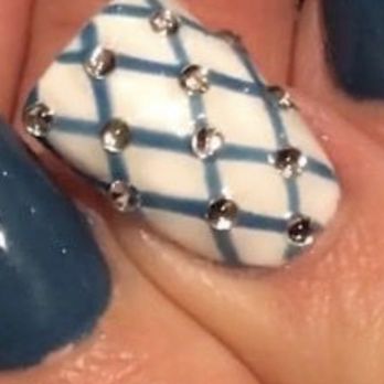 Lami Nails Spa - Criss cross design that i asked for. - Nail Salons Near Me - Henderson, Nevada