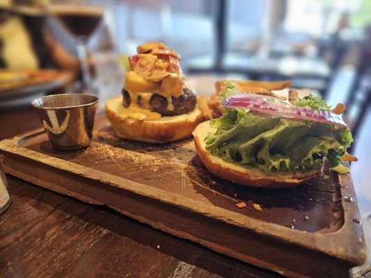 B2 Bistro + Bar by null