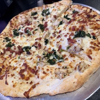 Papa Rocco's - Chicken club pizza - Bars Near Me - Gulf Shores, Alabama Papa Rocco's - Chicken club pizza - Bars Near Me - Gulf Shores, Alabama
