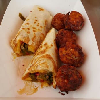 Potato Creations - Chicken fajitas with tots - Food Stands Near Me - Wilmington, Delaware Potato Creations - Chicken fajitas with tots - Food Stands Near Me - Wilmington, Delaware