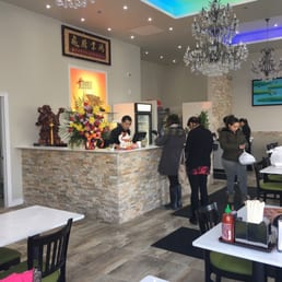 Front desk, typical of pho joints. Front desk, typical of pho joints.