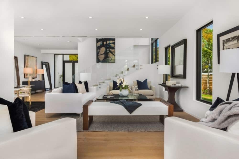 Slide of J&E construction