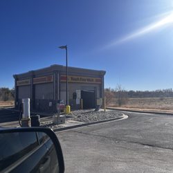 Love's Country Store - Car wash