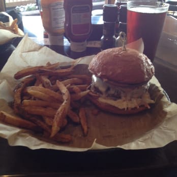 Classics Tavern - Slammer Burger, hamburger with fried bologna and coleslaw, excellent - Pizza Near Me - Trenton, Michigan