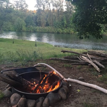 RiversEdge Lodge & RV Park - Campgrounds Near Me - Toledo, Washington RiversEdge Lodge & RV Park - Campgrounds Near Me - Toledo, Washington