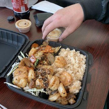 Hibachi Grill & Bubble Tea - Shrimp, rice and veggies - Japanese Near Me - Jamestown, North Carolina
