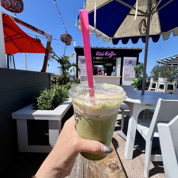 Kini Koffee - Strawberry field - Coffee & Tea Near Me - Del Mar, California