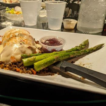 Thunderbird Lodge - Chicken roulade - Hotels Near Me - International Falls, Minnesota Thunderbird Lodge - Chicken roulade - Hotels Near Me - International Falls, Minnesota