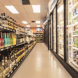 Zipps Liquor