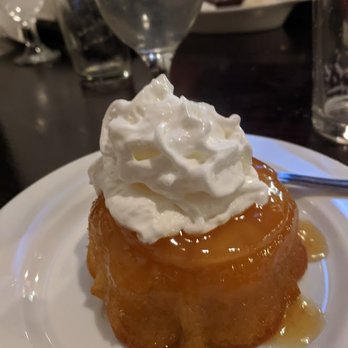 Broadside Tavern - Upside down pineapple cake - Beer Bar Near Me - Boston, Massachusetts