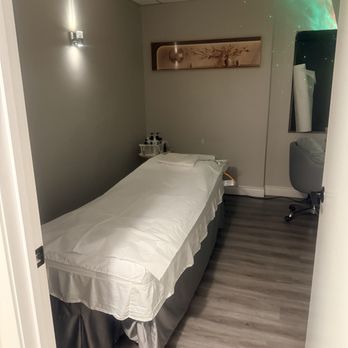 Comfort Foot Spa - Massage Near Me - Oakville, Ontario