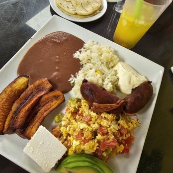 El Salsabor Restaurant - Desayuno Tipico No. 3 - Salvadoran Near Me - Los Angeles, California
