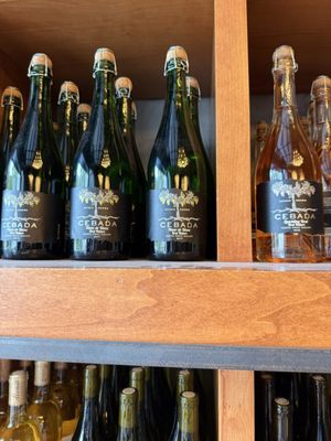 Santa Barbara Wine Collective by null
